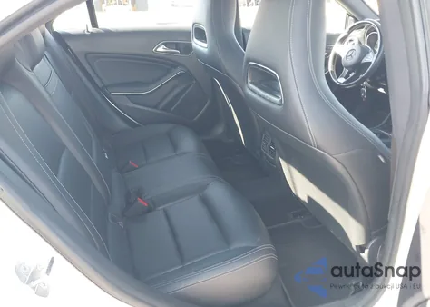 2019 Mercedes-Benz Cla 250 z USA, uszkodzony, nr VIN WDDSJ4EB0KN770122